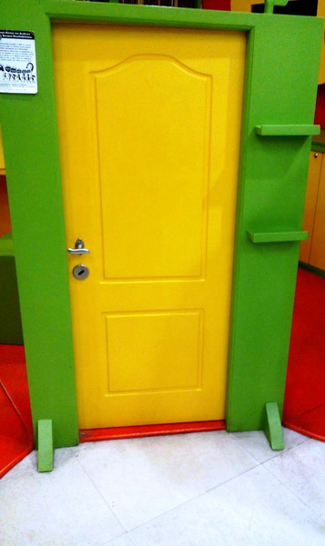 Πόρτα mini για παιχνιδόσπιτο Κωδ. 0613